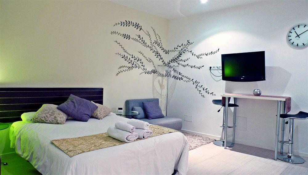 Sixrooms Plaza Mayor Madrid Ngoại thất bức ảnh